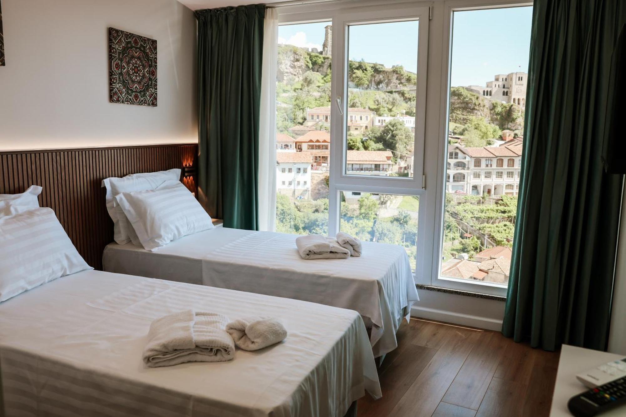 Kruja Townscape Rooms Exterior photo